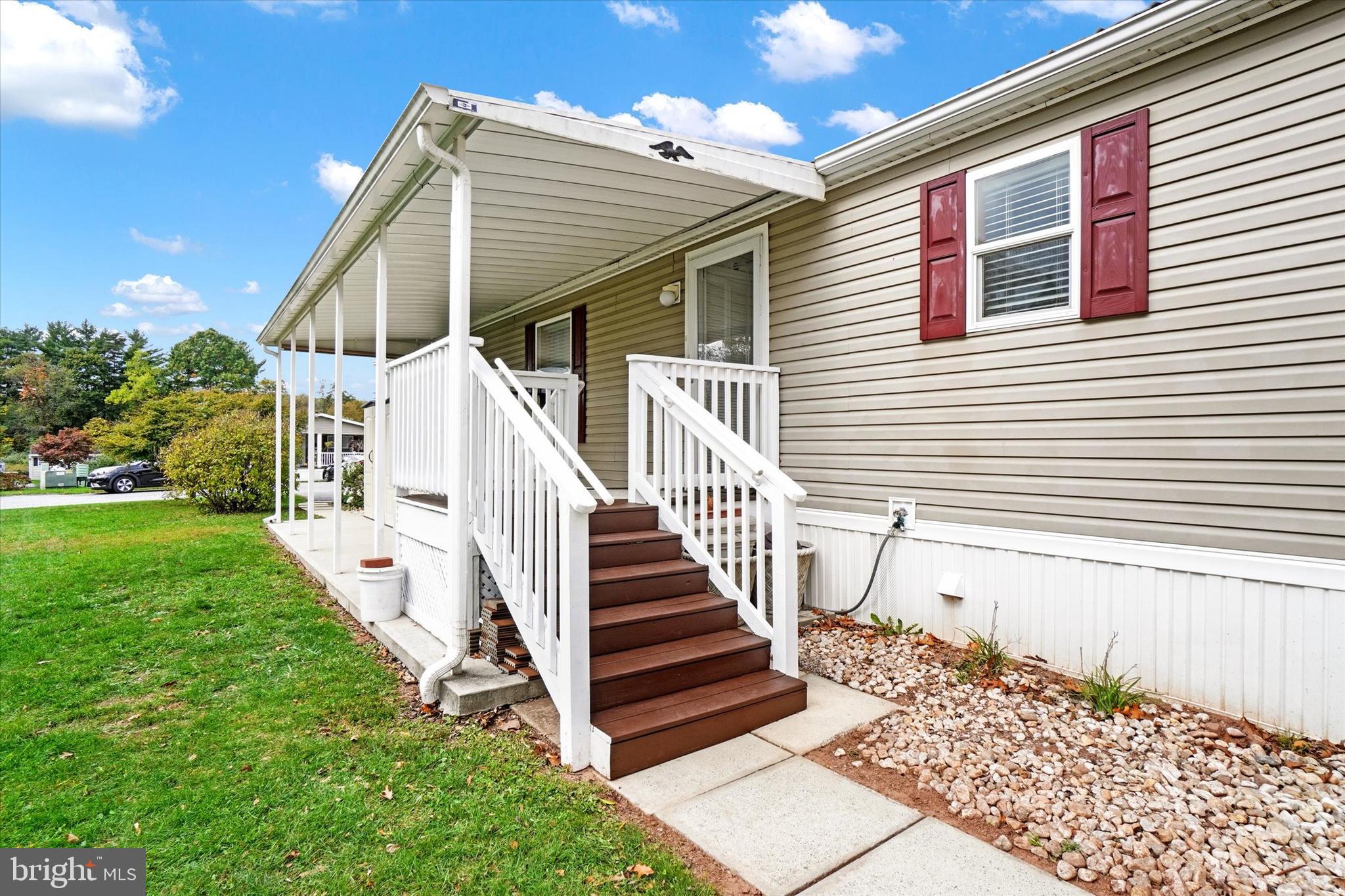 800 York Road, Unit 283 Dover, PA 17315 - Photo 3 of 27 Gallery Image 3