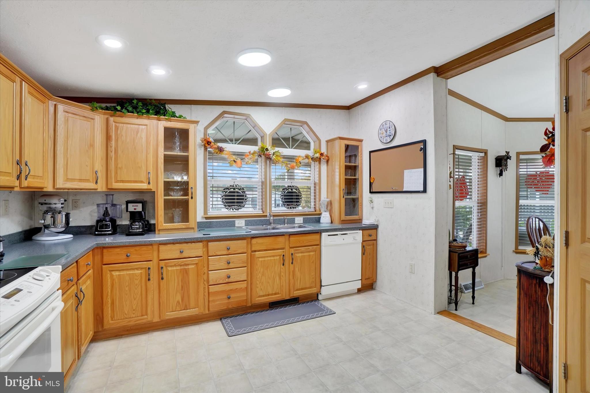 800 York Road, Unit 283 Dover, PA 17315 - Photo 9 of 27 Gallery Image 9