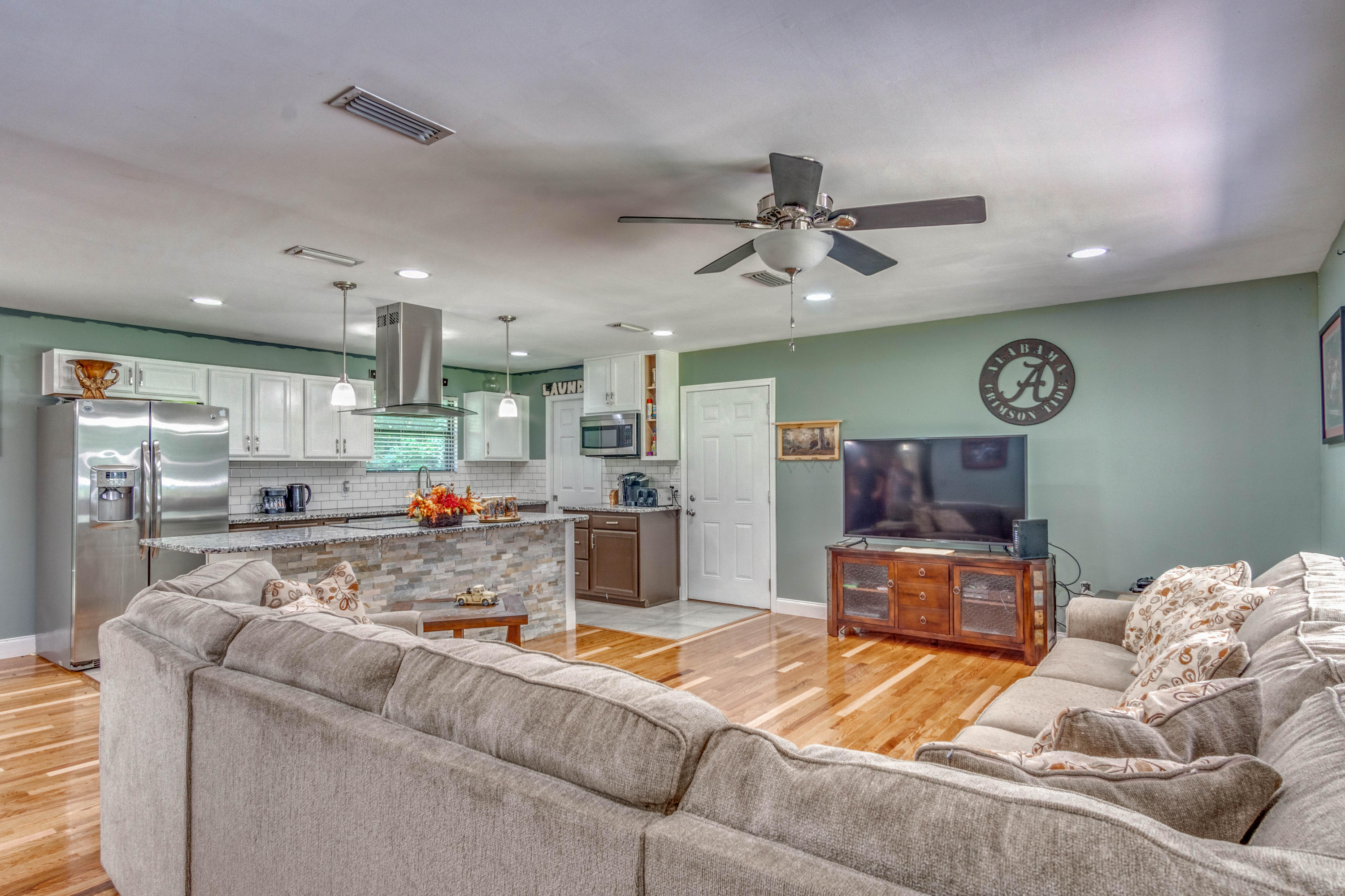 2834 Lake Silver Road Crestview, FL 32536 - Photo 10 of 21 Gallery Image 10