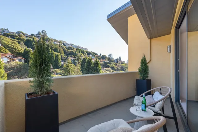 $1,995,000 | 1015 Grand View Drive, Berkeley, CA 94705