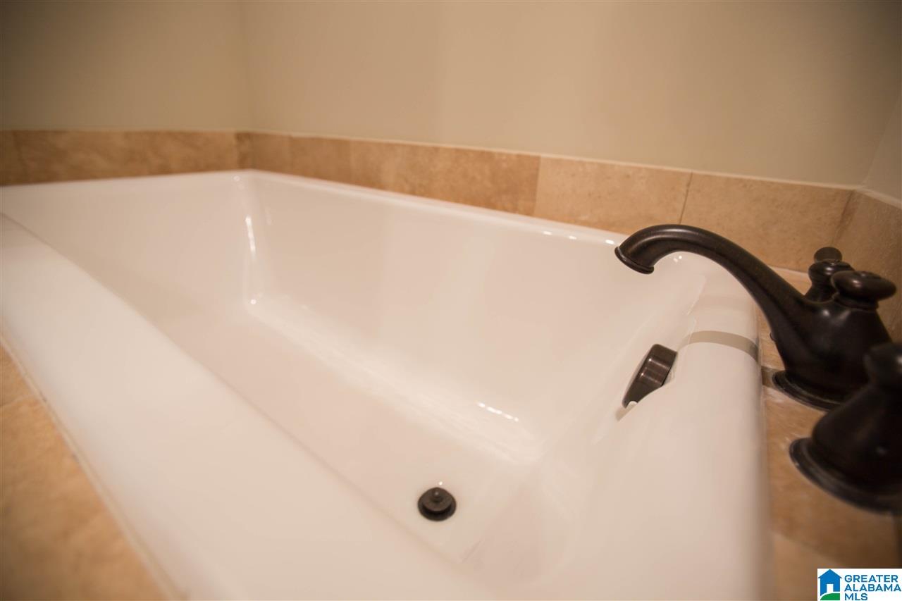 2089 Lancaster Road Homewood, AL 35209 - Photo 9 of 15