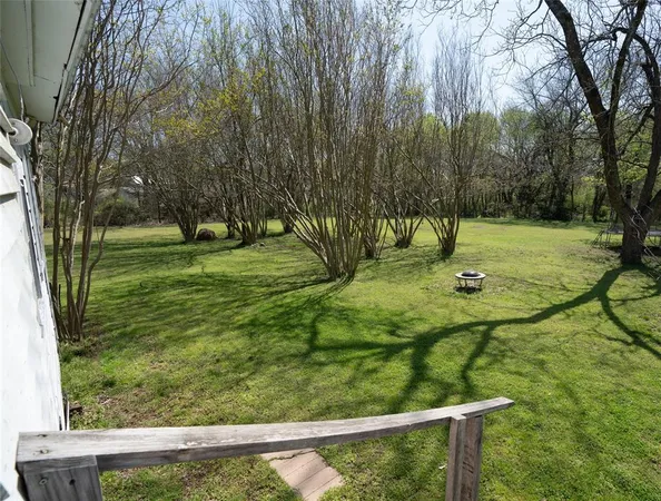 $255,000 | 631 West Austin Street, Paris, TX 75460