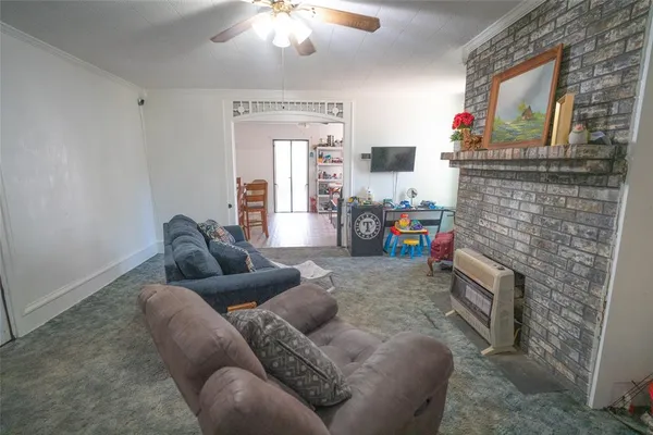 $255,000 | 631 West Austin Street, Paris, TX 75460