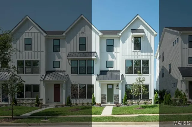 $719,900 | 16532 Yellow Wood Drive, Unit 48303, Chesterfield, MO 63005