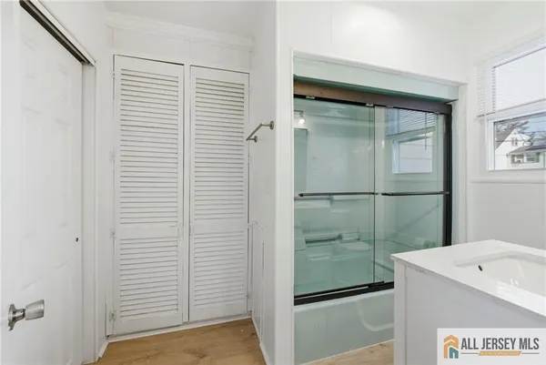 $2,700 | 103 South Greasheimer Street, Manville, NJ 08835