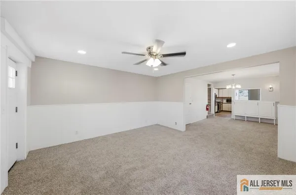 $2,700 | 103 South Greasheimer Street, Manville, NJ 08835