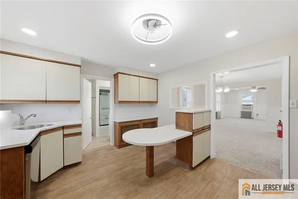 $2,700 | 103 South Greasheimer Street, Manville, NJ 08835