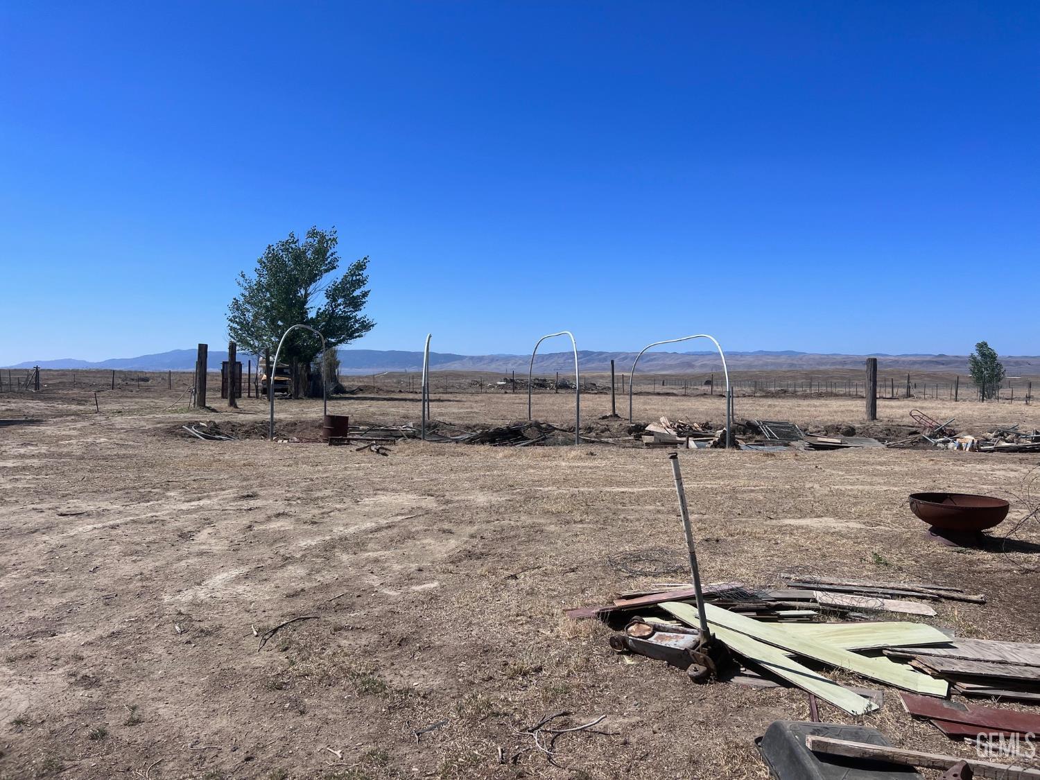 Undisclosed Address Santa Margarita, CA 93453 - Photo 9 of 16