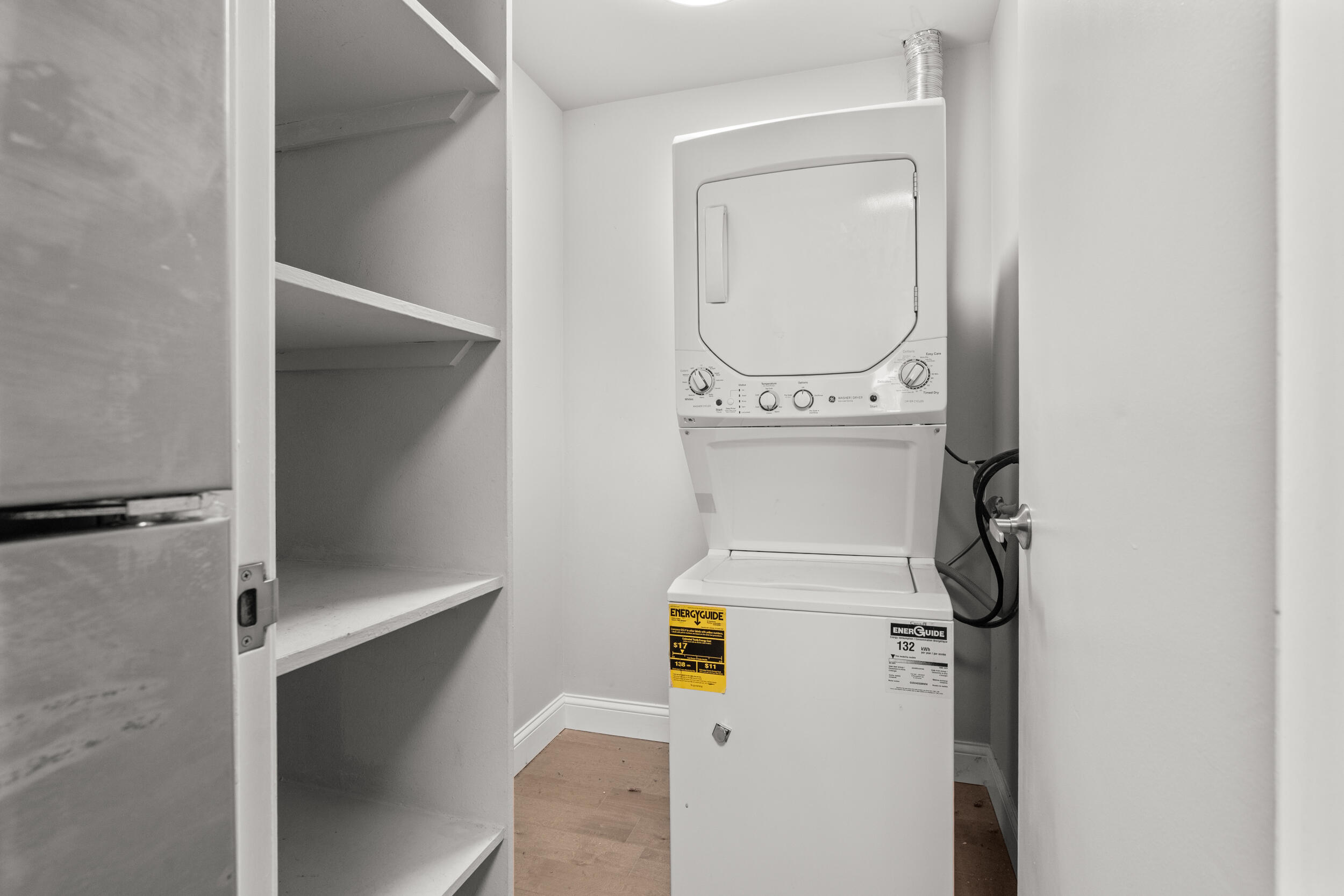 250 East Harbortown Drive, Unit 103 Detroit, MI 48207 - Photo 12 of 25 071