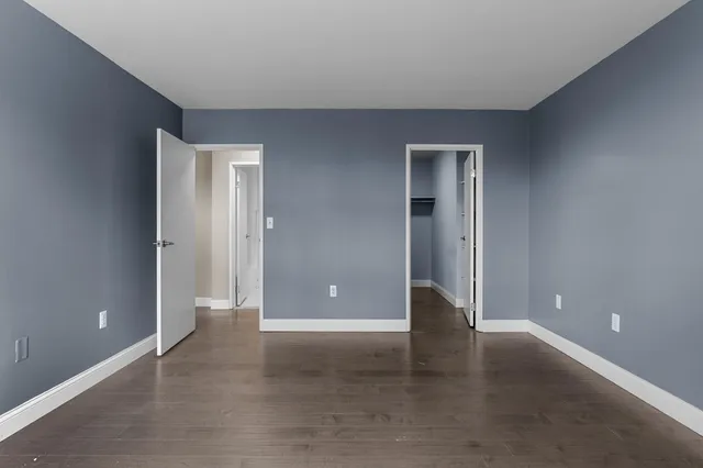 $1,700 | 250 East Harbortown Drive, Unit 103, Detroit, MI 48207