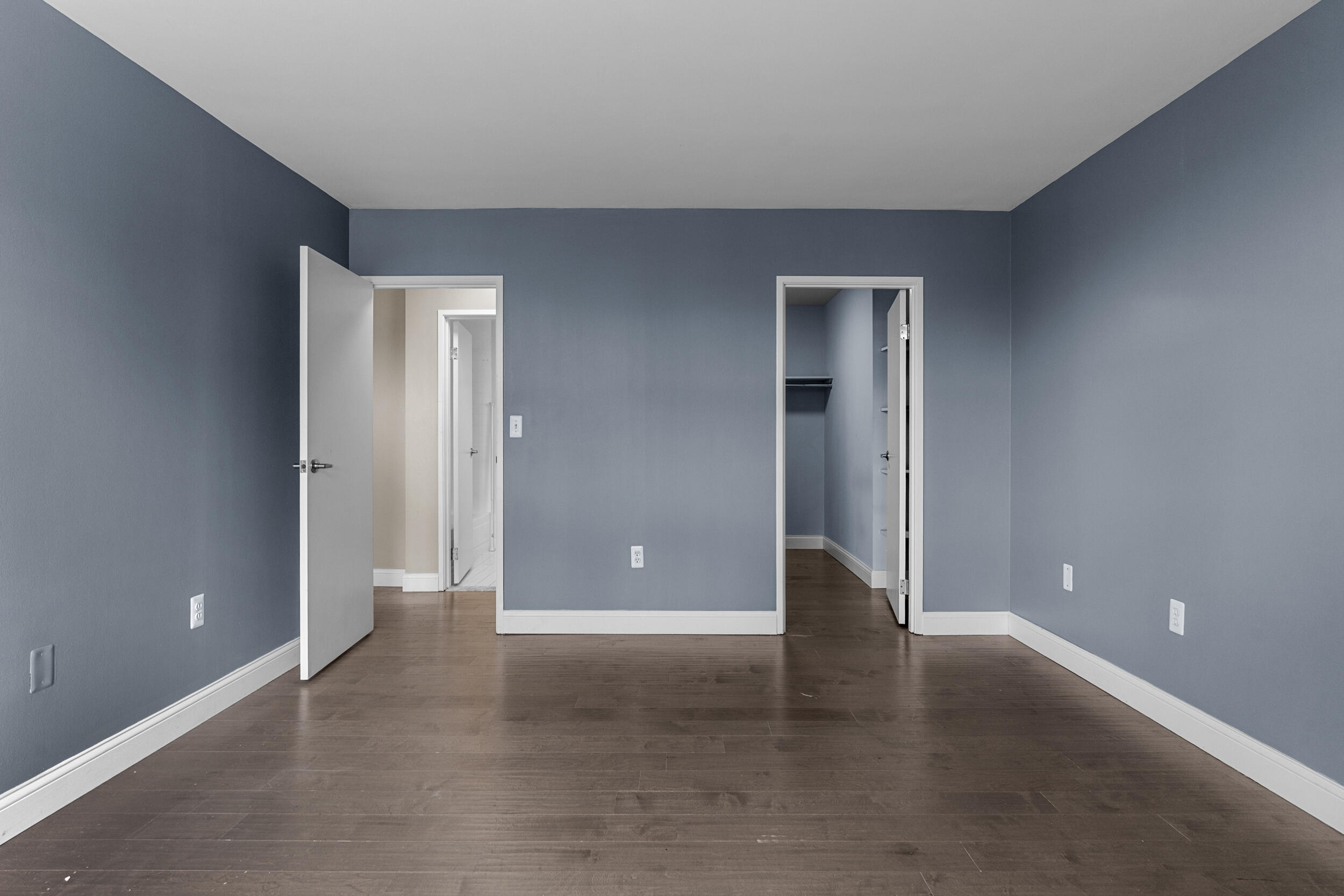 250 East Harbortown Drive, Unit 103 Detroit, MI 48207 - Photo 15 of 25 086