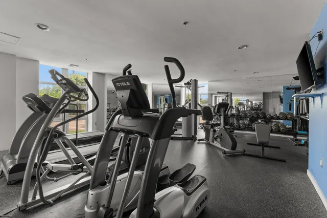 $1,700 | 250 East Harbortown Drive, Unit 103, Detroit, MI 48207