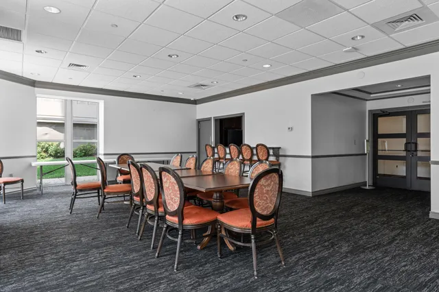 $1,700 | 250 East Harbortown Drive, Unit 103, Detroit, MI 48207