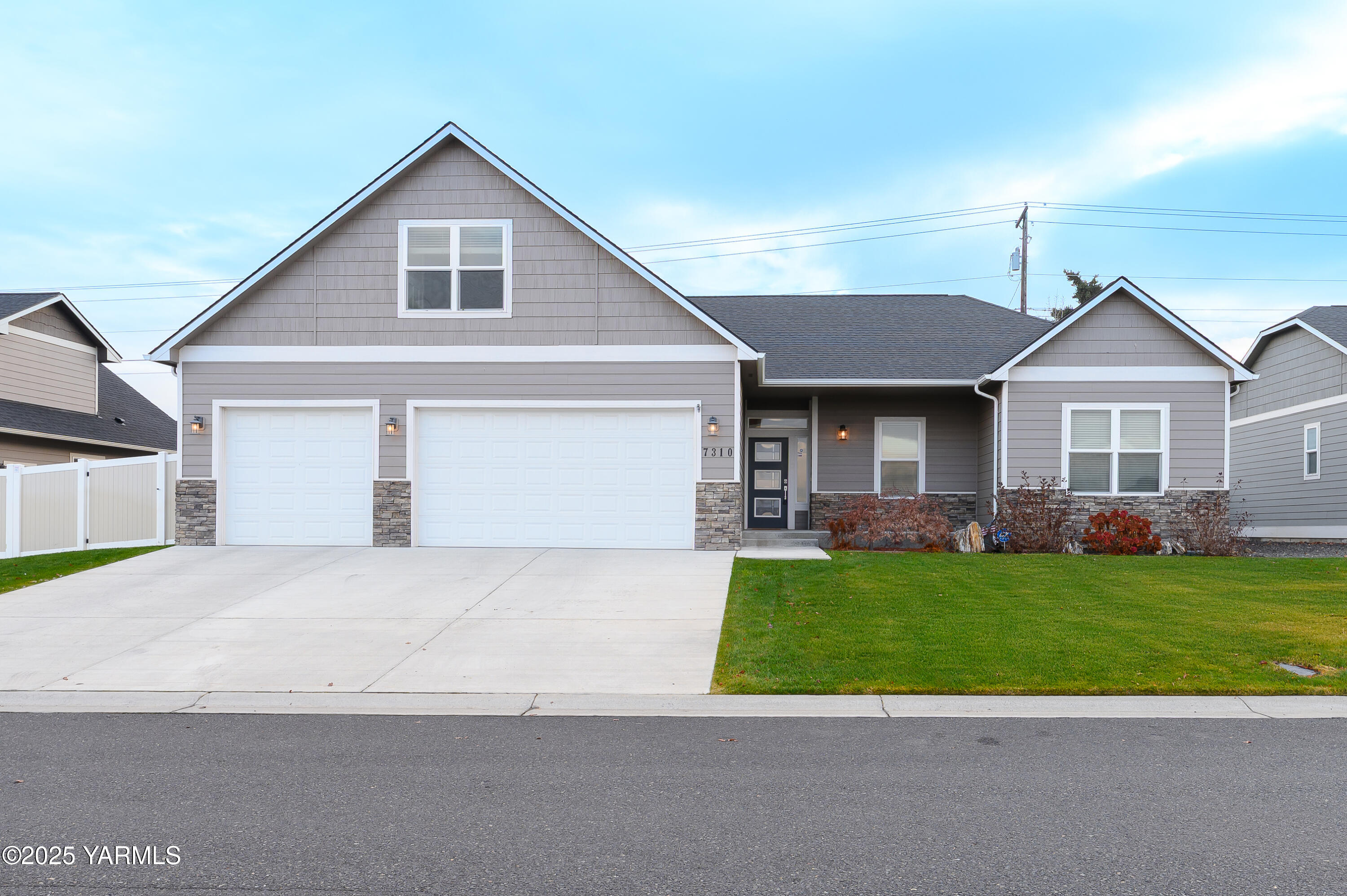 7310 Whitman Avenue Yakima, WA 98903 - Photo 1 of 31 7310 Whitman