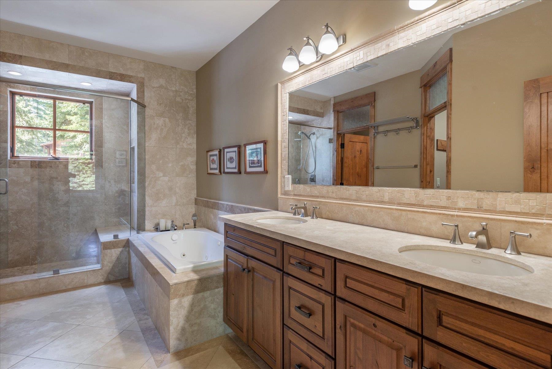 14665 Tyrol Road Truckee, CA 96161 - Photo 11 of 19 Gallery Image 11
