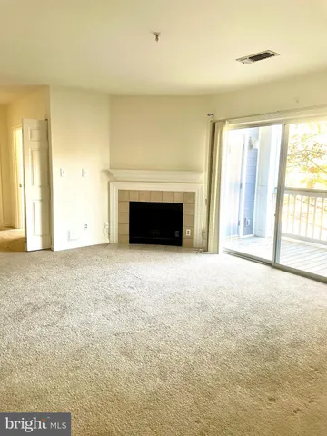 $1,995 | 20292 Beechwood Terrace, Unit 201, Ashburn, VA 20147