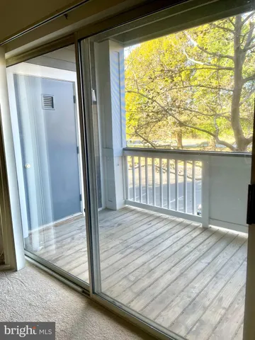 $1,995 | 20292 Beechwood Terrace, Unit 201, Ashburn, VA 20147