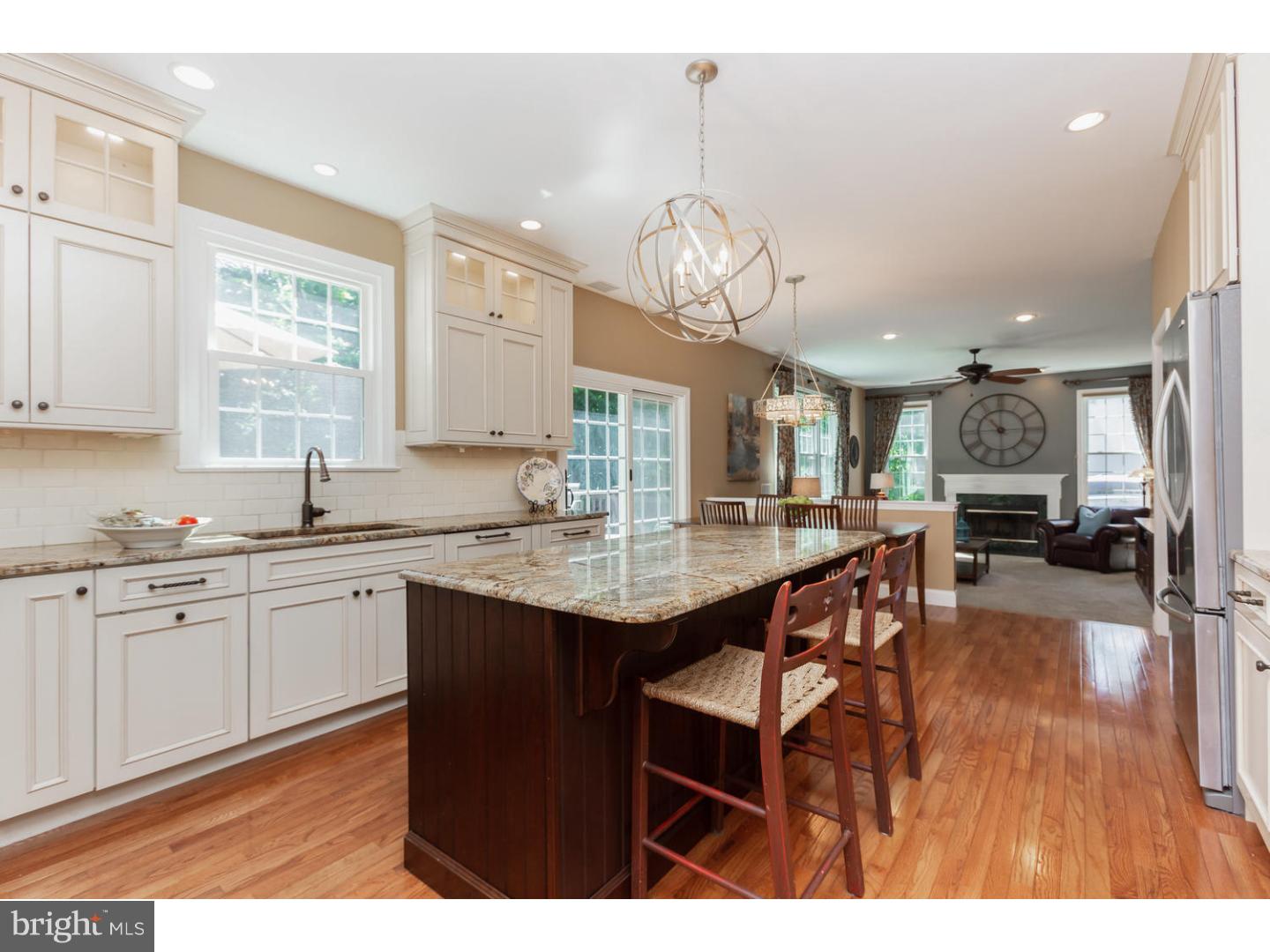 307 Dorset Road Devon, PA 19333 - Photo 6 of 23 Kitchen