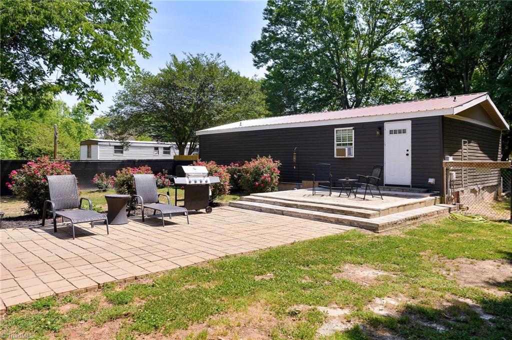 268 Walnut Grove Road Lexington, NC 27292 - Photo 5 of 26