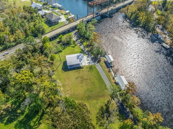 $395,000 | 2399 Dennis Lane, Lake Charles, LA 70611