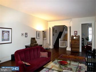 1727 Pine Street Philadelphia, PA 19103 - Photo 5 of 8 Living Room