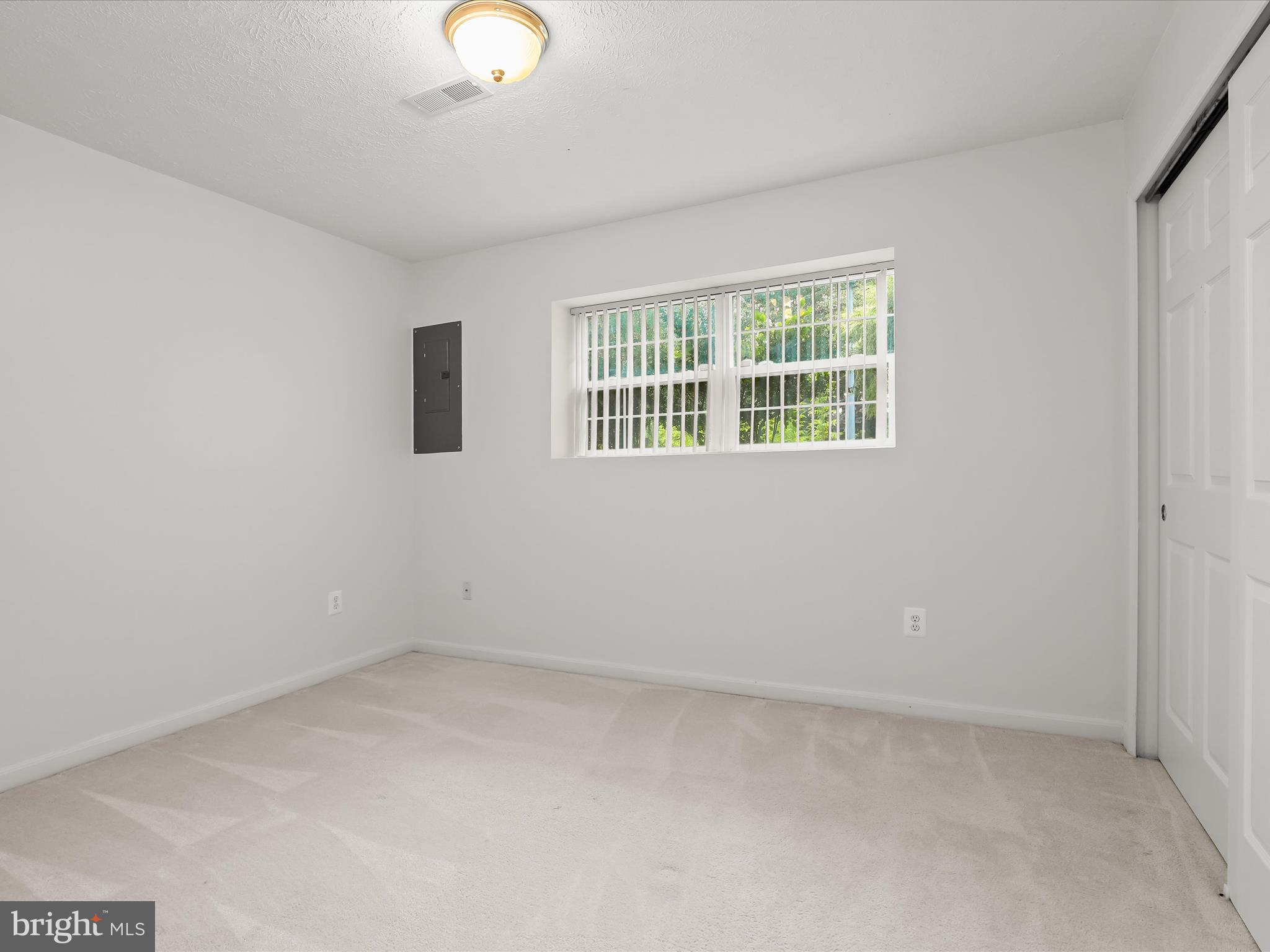 2614 Streamview Drive Odenton, MD 21113 - Photo 29 of 52 an empty room with a window