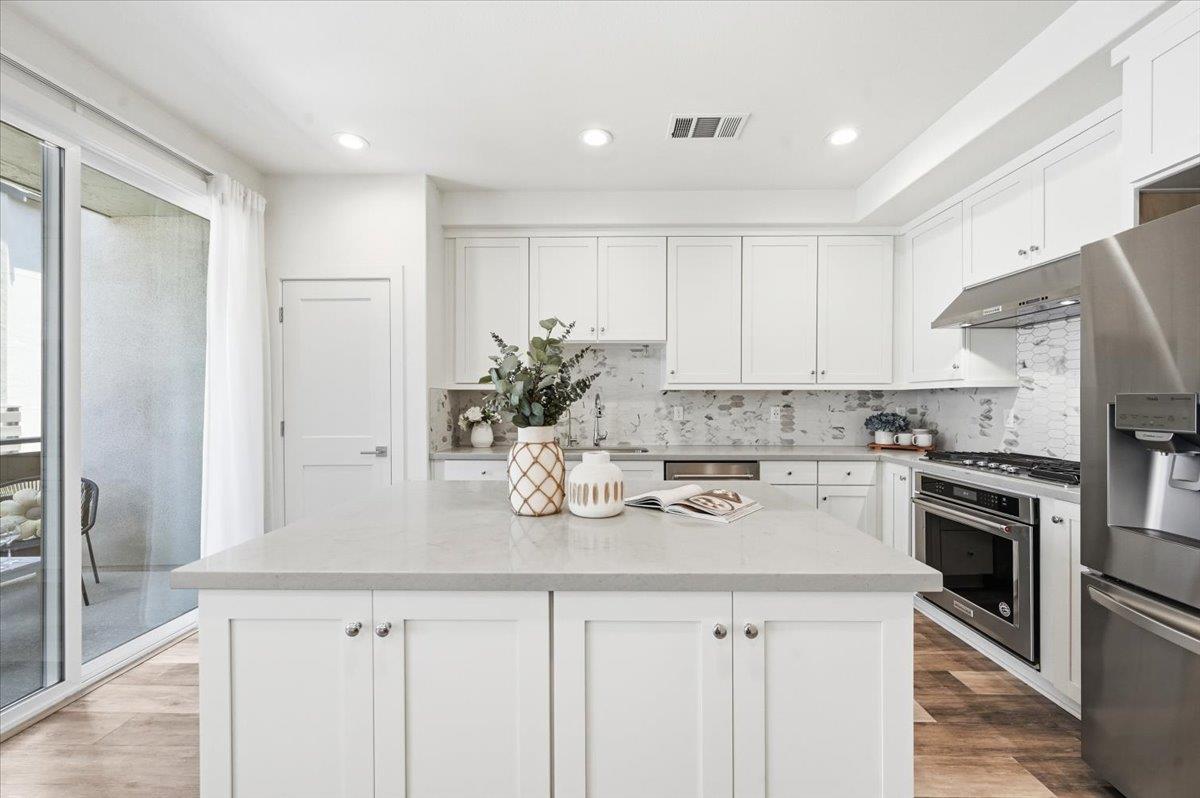 2027 Joshua Tree Circle Milpitas, CA 95035 - Photo 8 of 38