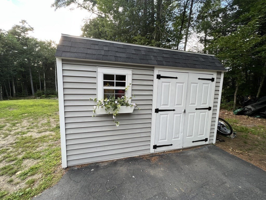 7 Gibson Road Ashburnham, MA 01430 - Photo 5 of 40 Gallery Image 5