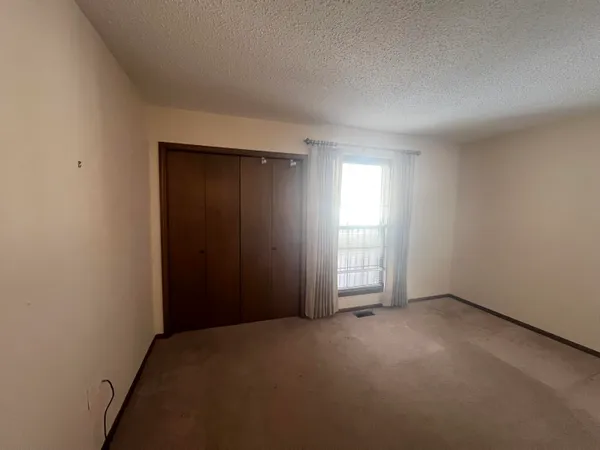 $299,000 | 2253 Edington Drive Southeast, Grand Rapids, MI 49508