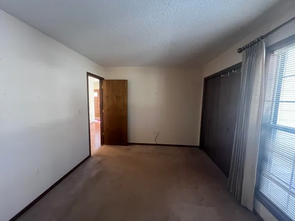 $299,000 | 2253 Edington Drive Southeast, Grand Rapids, MI 49508