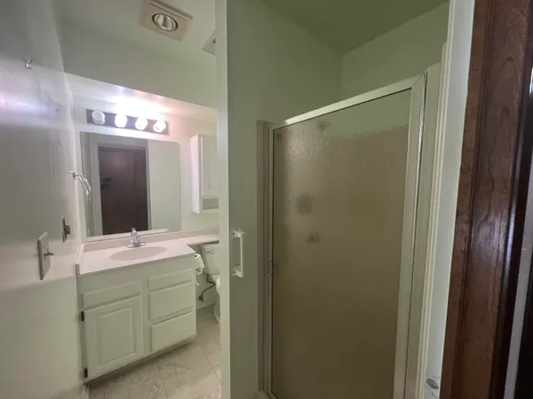 $299,000 | 2253 Edington Drive Southeast, Grand Rapids, MI 49508