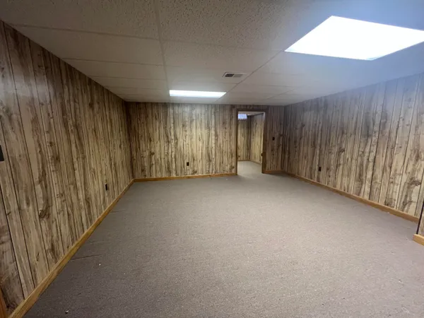 $299,000 | 2253 Edington Drive Southeast, Grand Rapids, MI 49508