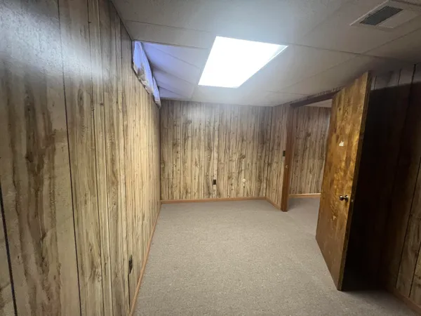 $299,000 | 2253 Edington Drive Southeast, Grand Rapids, MI 49508