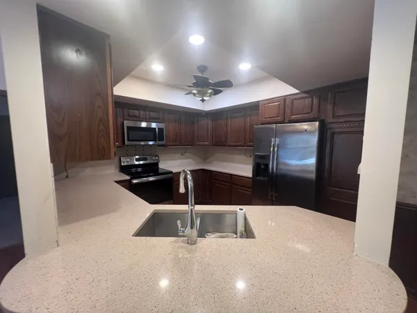 $299,000 | 2253 Edington Drive Southeast, Grand Rapids, MI 49508