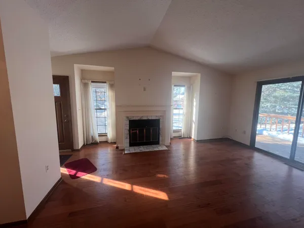 $299,000 | 2253 Edington Drive Southeast, Grand Rapids, MI 49508