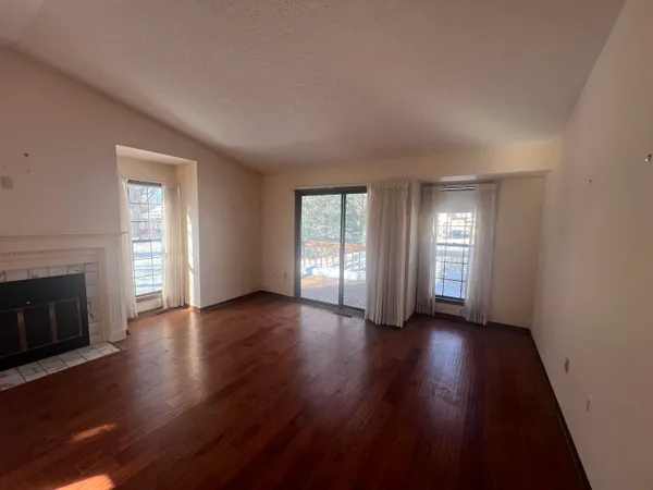 $299,000 | 2253 Edington Drive Southeast, Grand Rapids, MI 49508