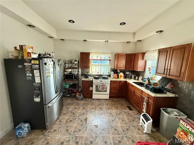 $193,500 | 608 Marshall Street, Fredericktown, MO 63645