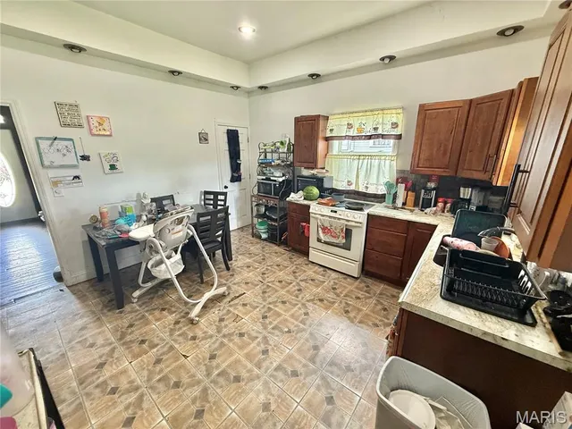 $193,500 | 608 Marshall Street, Fredericktown, MO 63645