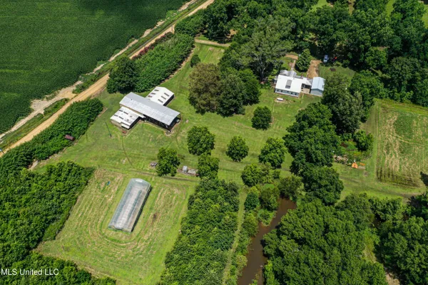 $425,000 | 85 Barrack Road, Yazoo City, MS 39194