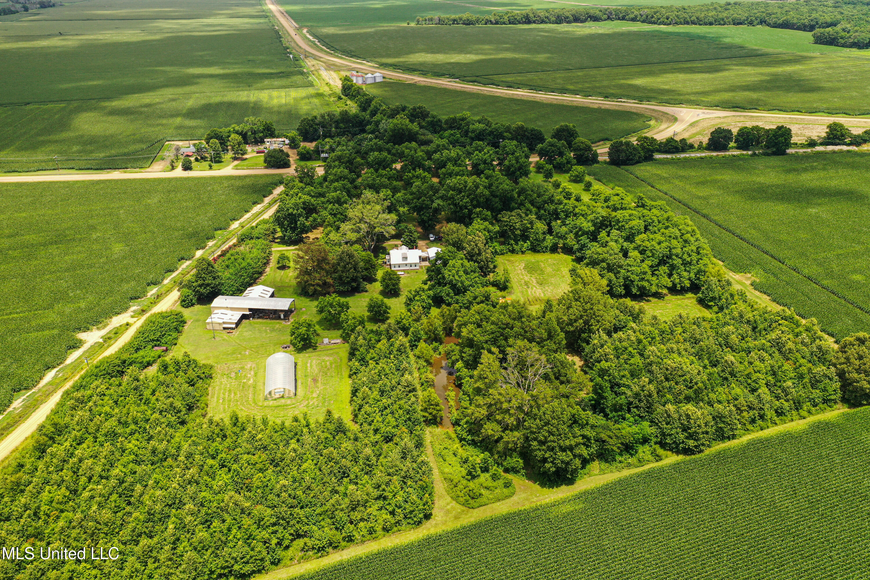 85 Barrack Road Yazoo City, MS 39194 - Photo 2 of 101 DJI_0291