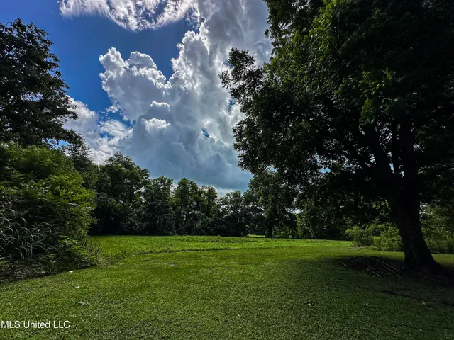 $425,000 | 85 Barrack Road, Yazoo City, MS 39194