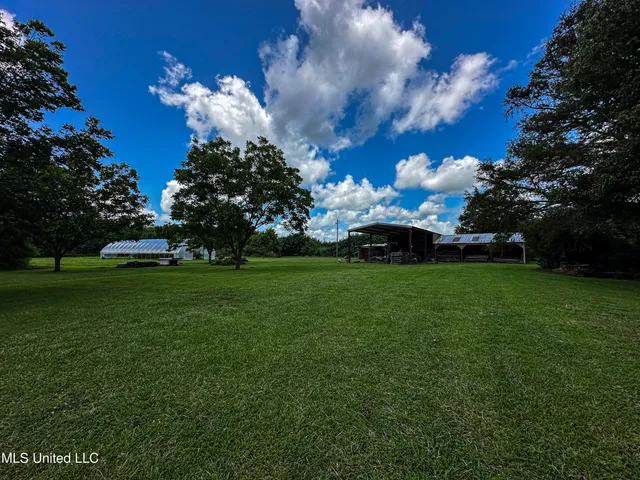 $425,000 | 85 Barrack Road, Yazoo City, MS 39194