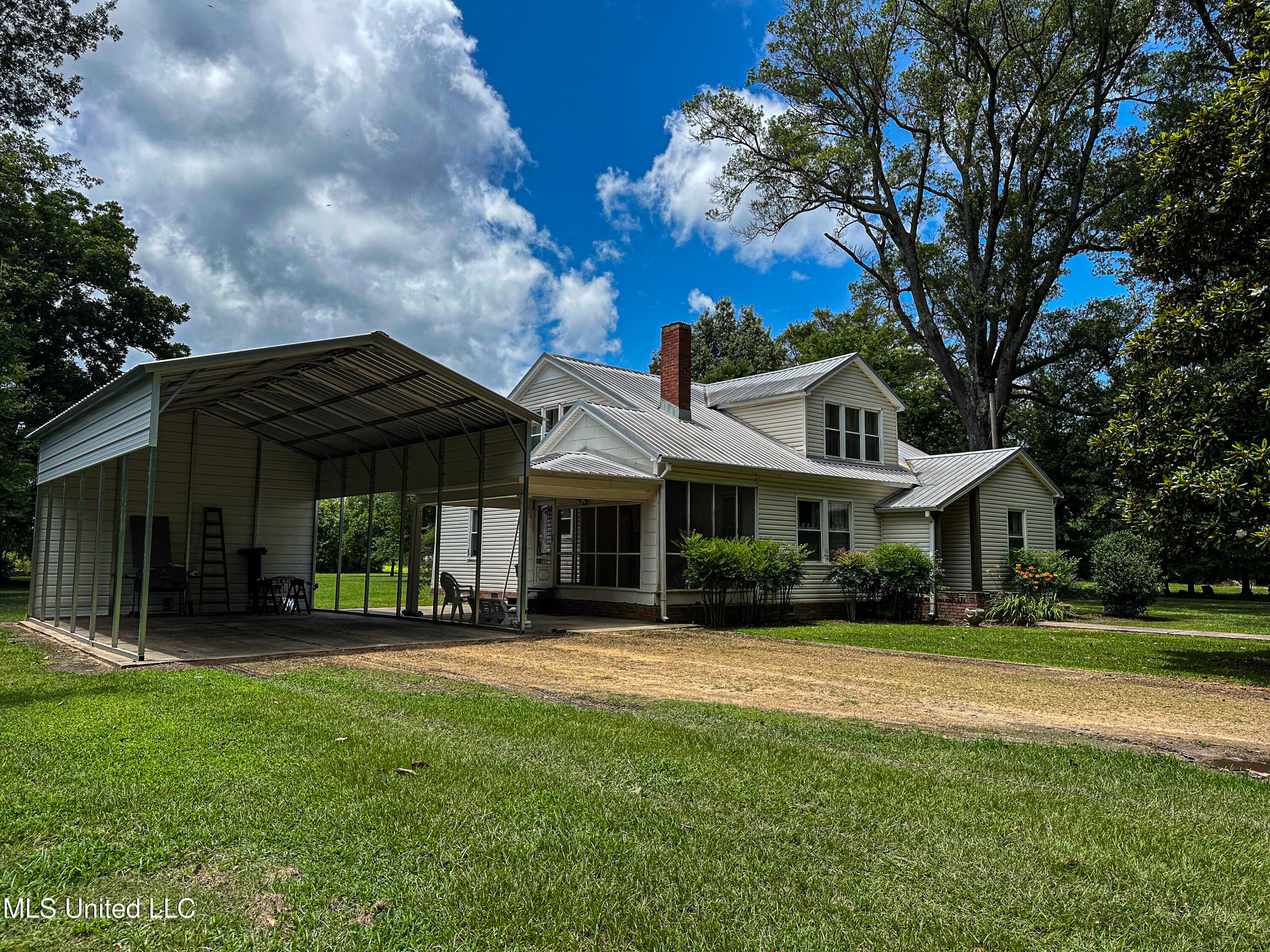 85 Barrack Road Yazoo City, MS 39194 - Photo 69 of 101 IMG_4725