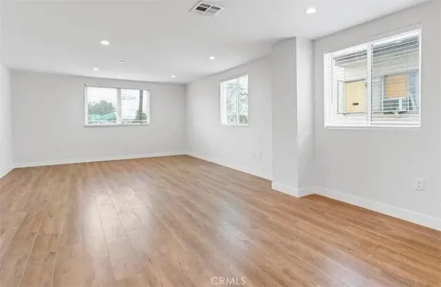 $5,250 | 6417 Lexington Avenue, Los Angeles, CA 90038