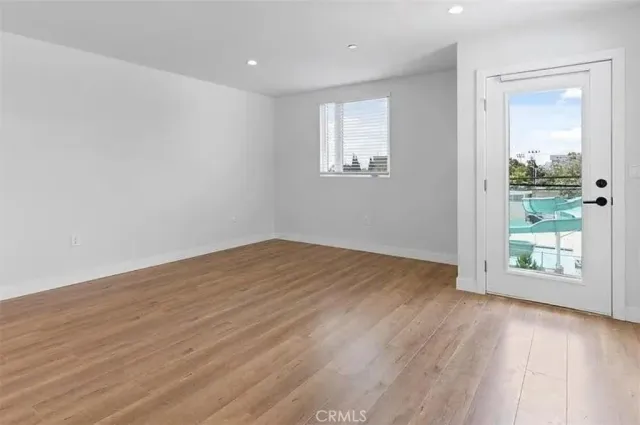 $4,900 | 6417 Lexington Avenue, Los Angeles, CA 90038