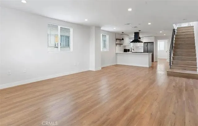 $4,900 | 6417 Lexington Avenue, Los Angeles, CA 90038