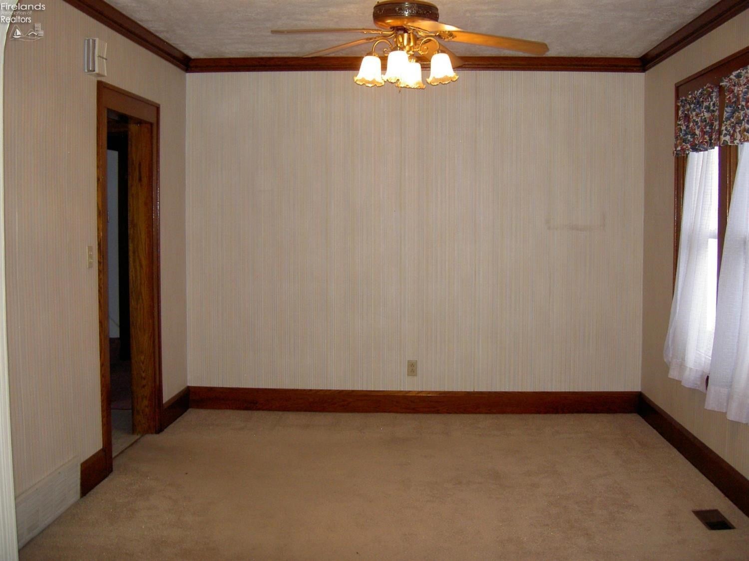 1221 Waverly Road Sandusky, OH 44870 - Photo 5 of 10 Gallery Image 5