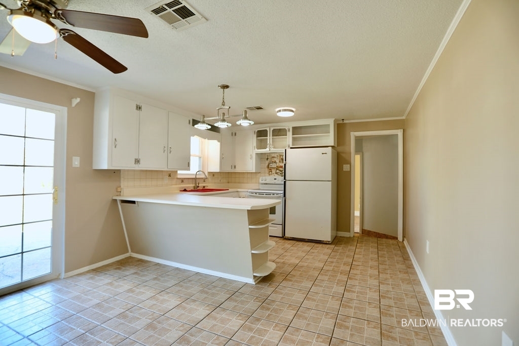 18947 County Road 12 South Foley, AL 36535 - Photo 9 of 28