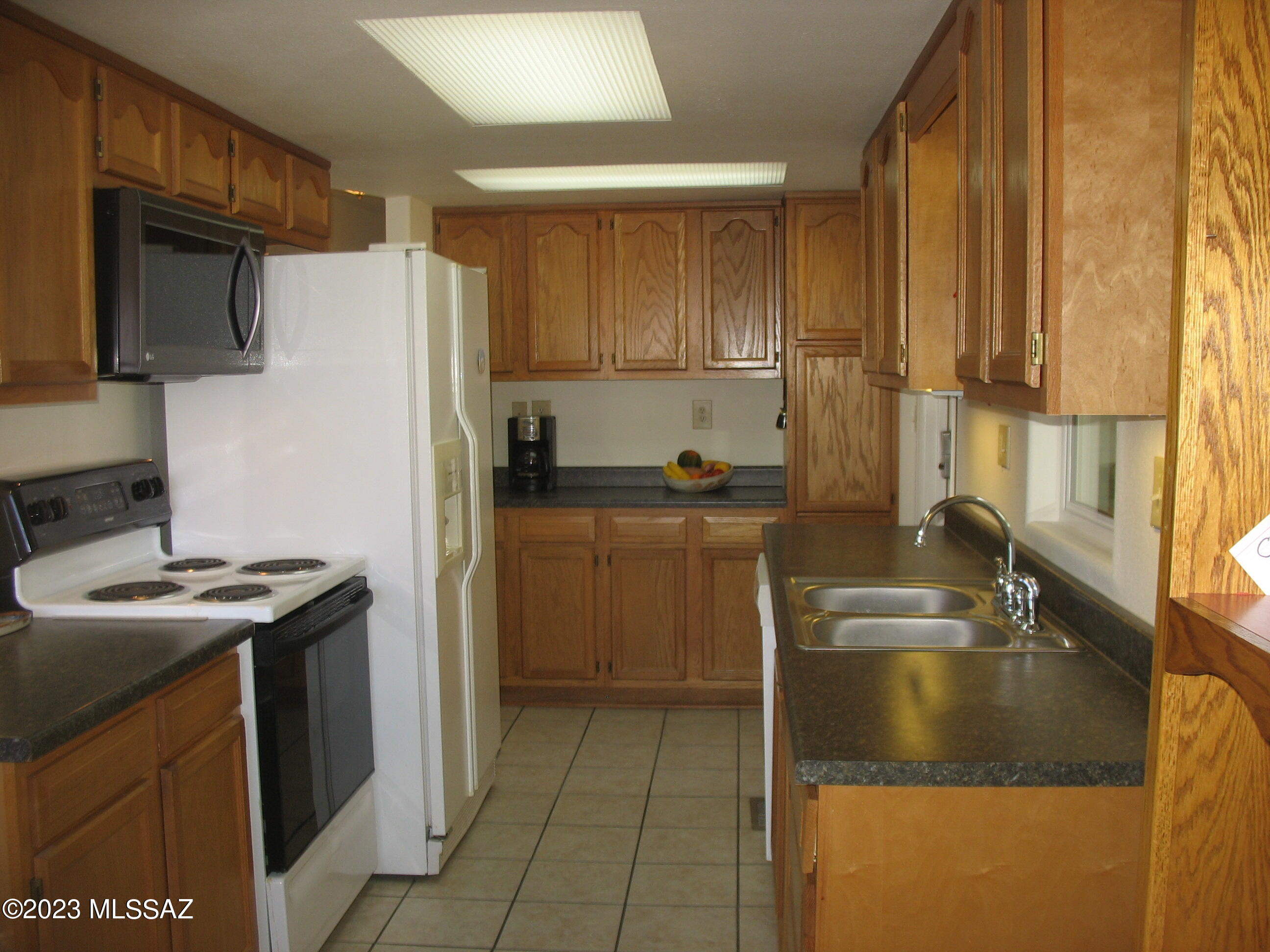 5737 West Box R Street Tucson, AZ 85713 - Photo 7 of 30 Gallery Image 7