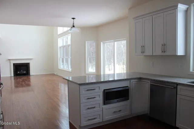 $661,700 | 11 Jack Drive, Halfmoon, NY 12065